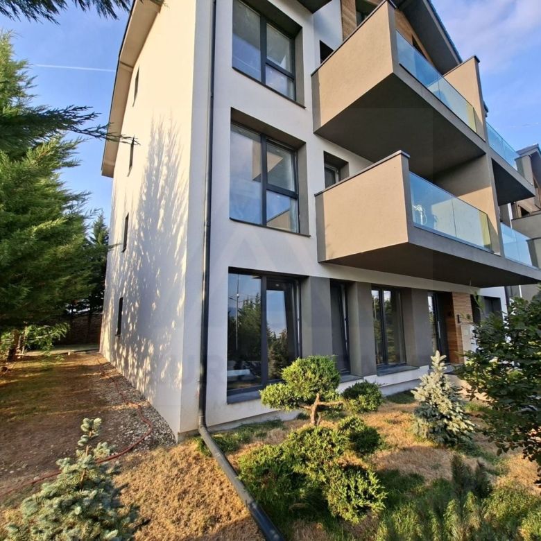 Apartament premium 68.4 mp utili 3 camere 2 bai etaj 1 in Cristian - Imagine principala