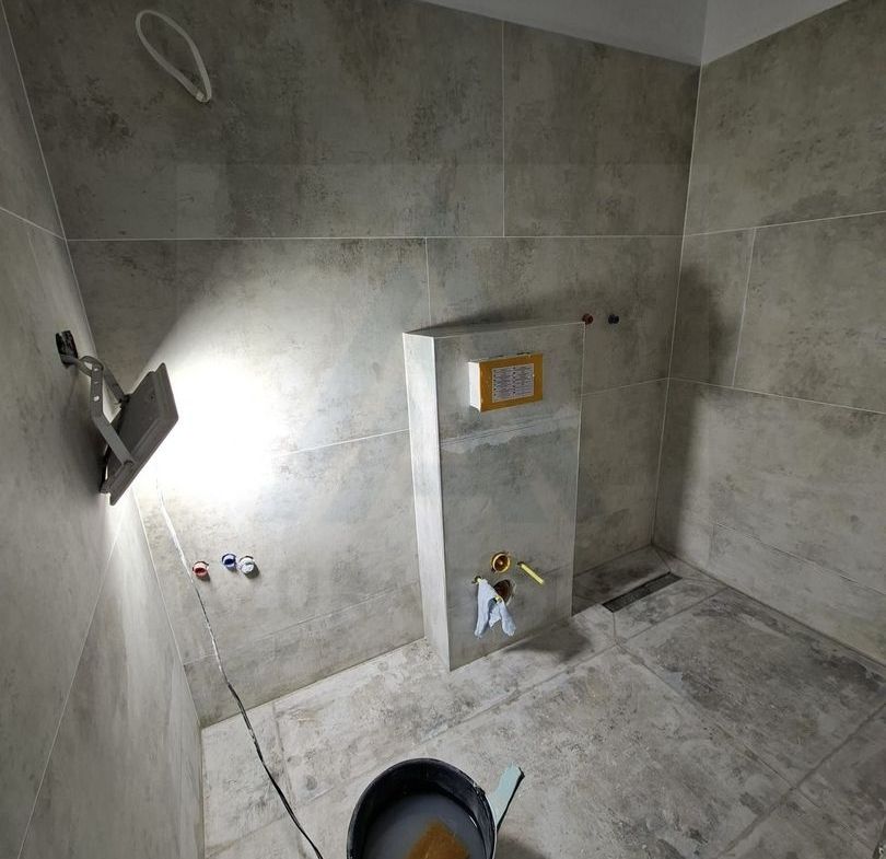Apartament premium 61.4 mp utili 3 camere 2 bai curte 50 mp Cristian - foto 6