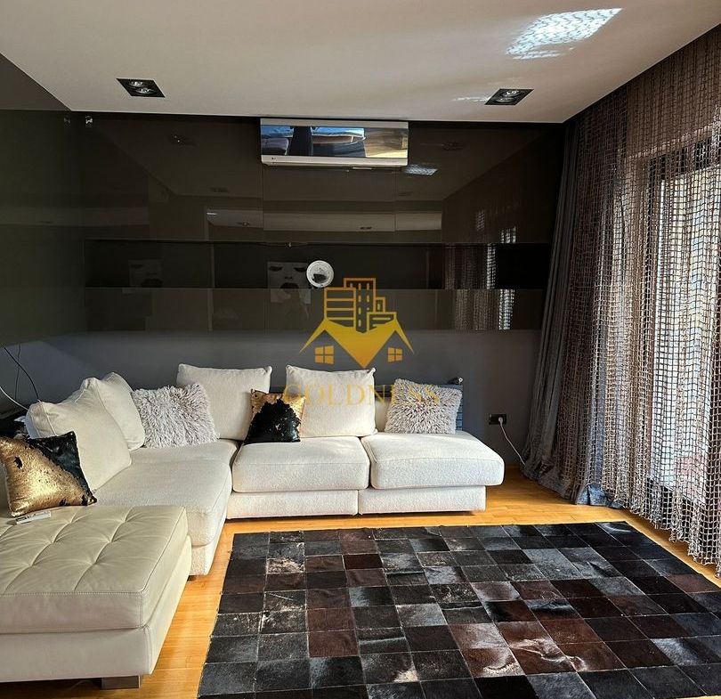 Casă de închiriat premium, terasă, Jacuzzi, Bună Ziua, Mega Image - foto 2