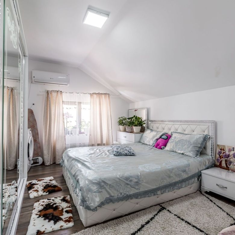Apartament de închiriat cu 2 dormitoare, parcare inclusă, bloc nou - Imagine principala