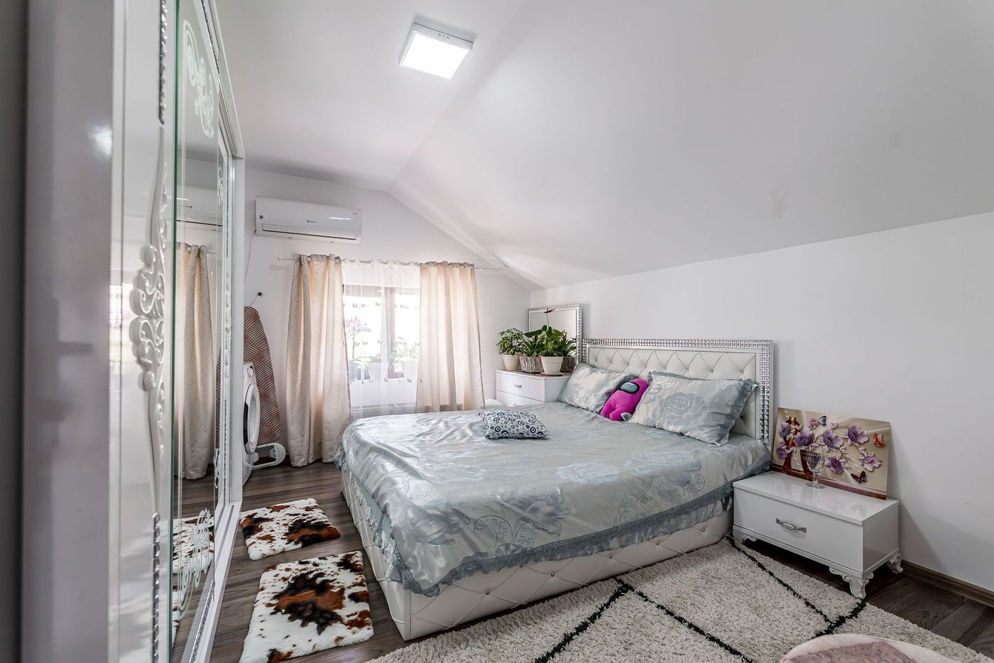 Apartament de închiriat cu 2 dormitoare, parcare inclusă, bloc nou - Imagine principala