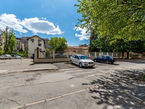 Apartament de închiriat cu 2 dormitoare, parcare inclusă, bloc nou - foto 2