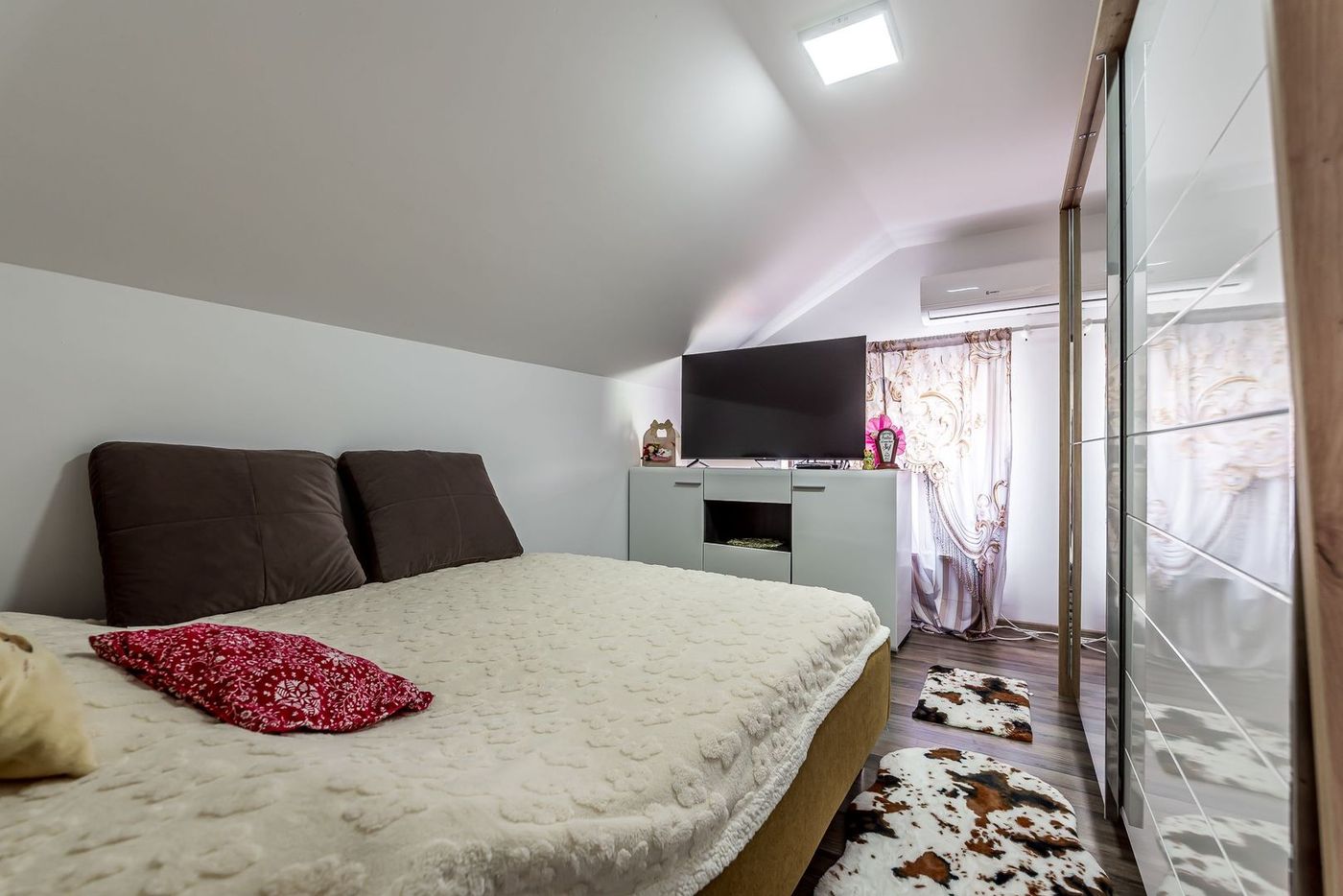 Apartament de închiriat cu 2 dormitoare, parcare inclusă, bloc nou - foto 6