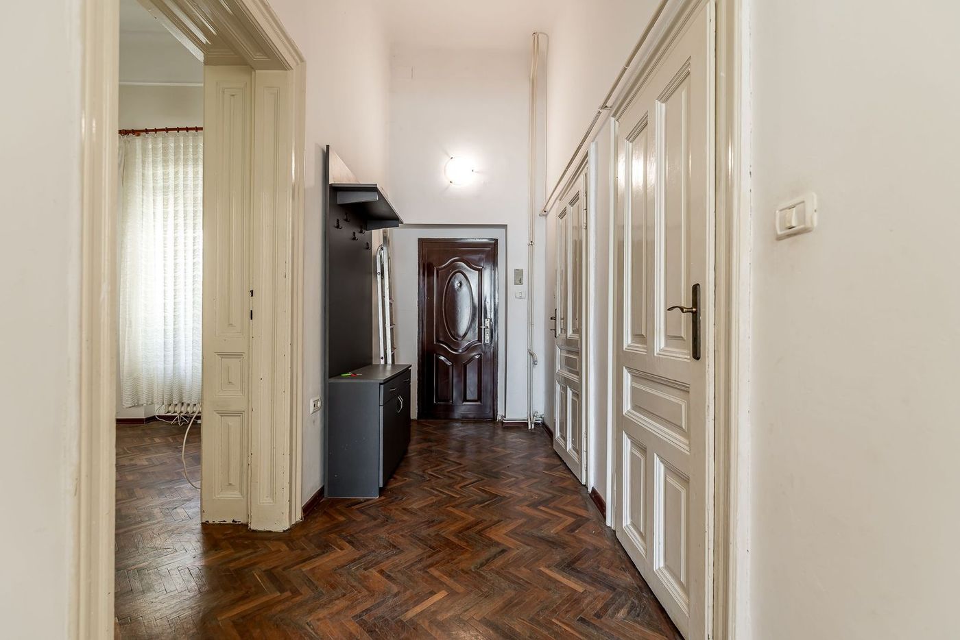 Apartament 3 camere lângă Parcul Copiilor | Etaj 1 | Fațadă renovată - foto 3