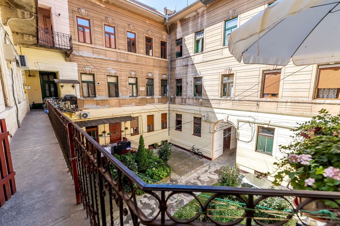 Apartament 3 camere lângă Parcul Copiilor | Etaj 1 | Fațadă renovată - foto 4