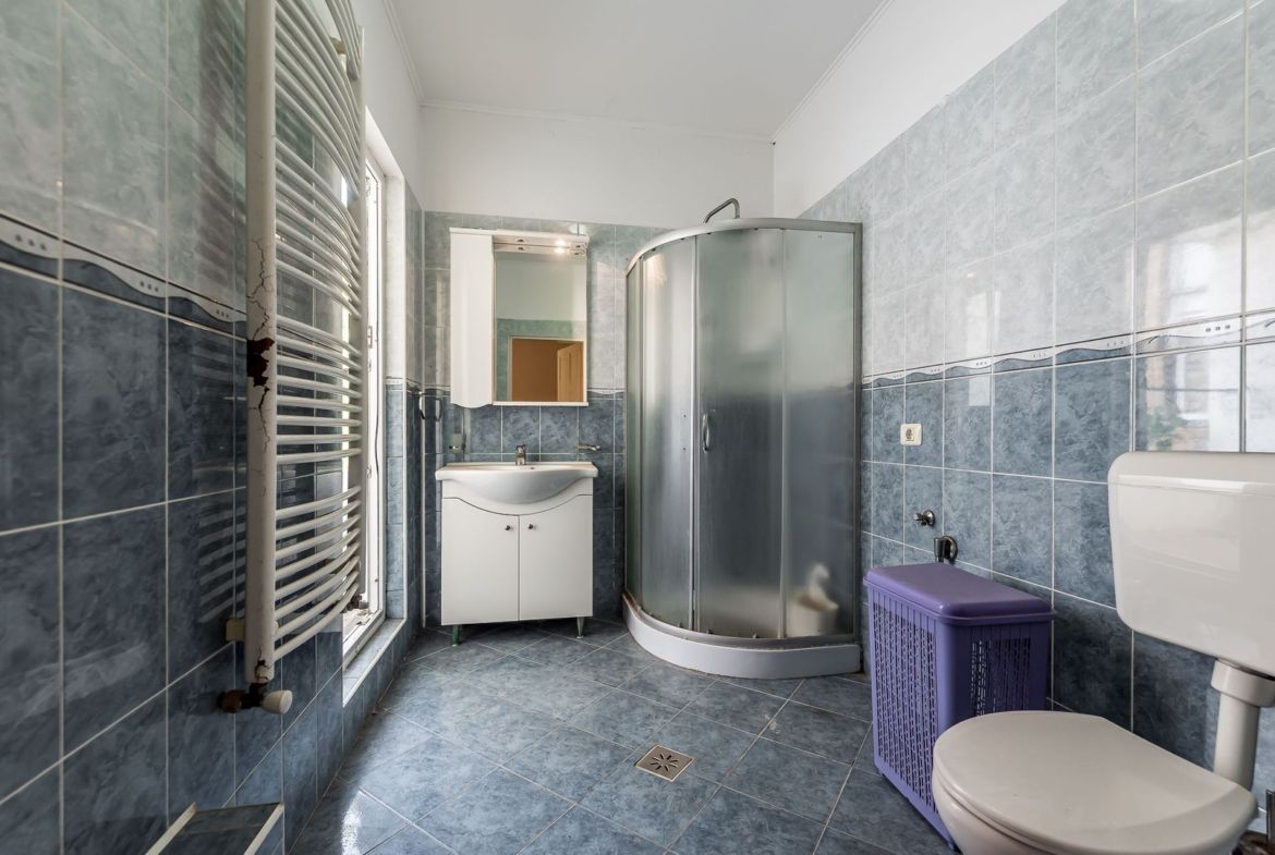 Apartament 3 camere lângă Parcul Copiilor | Etaj 1 | Fațadă renovată - foto 6
