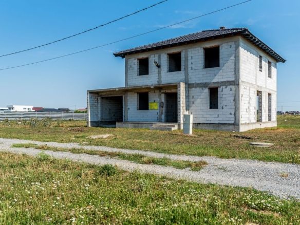 Vilă cu 5 camere | teren 1000 mp | cartier San Paolo (lângă Westfield) - Imagine principala
