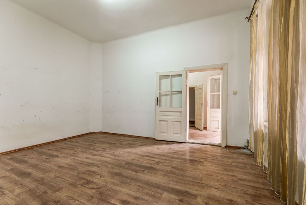 Apartament 2 camere Str. Lucian Blaga, clădire în renovare completa - foto 4