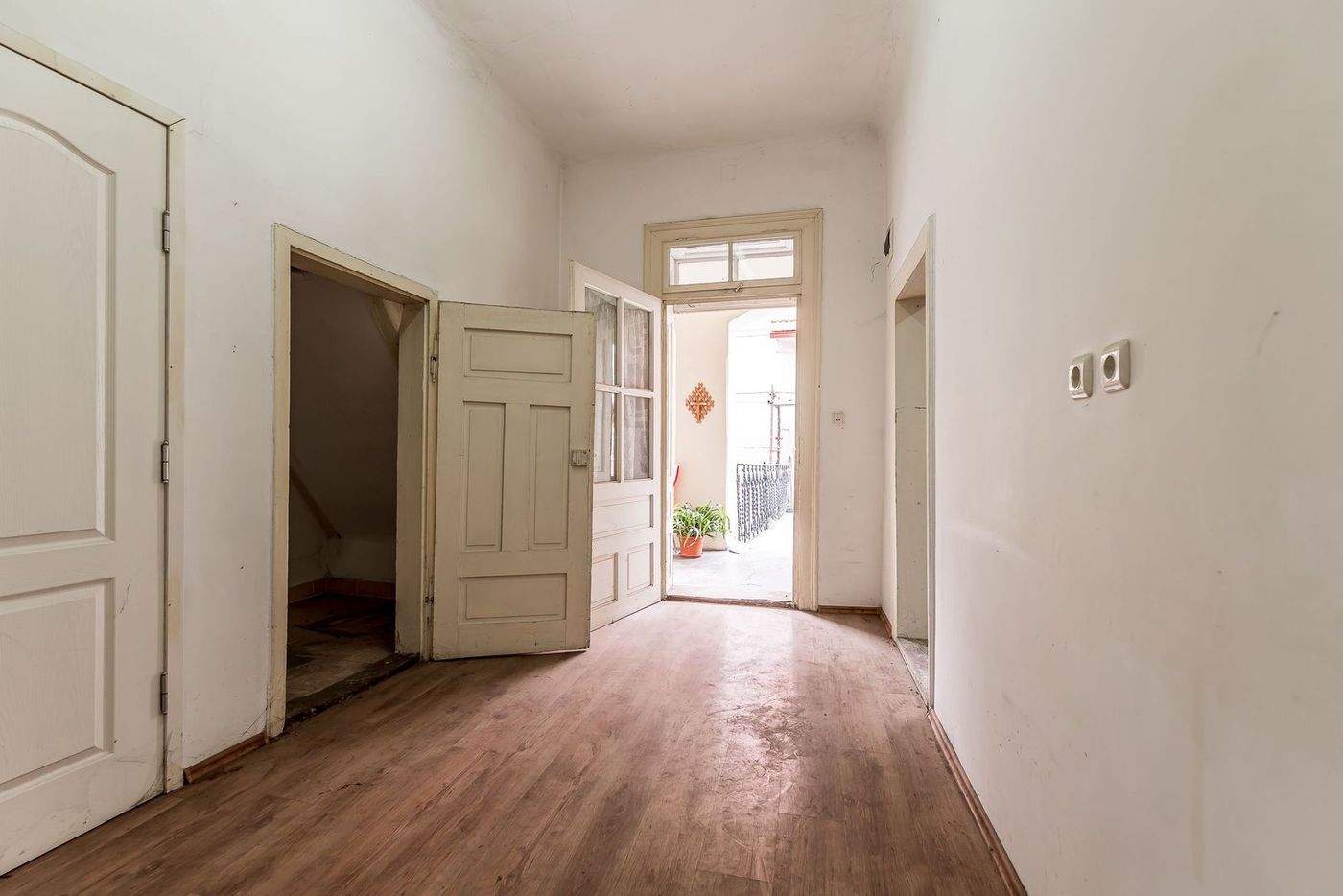 Apartament 2 camere Str. Lucian Blaga, clădire în renovare completa - foto 7