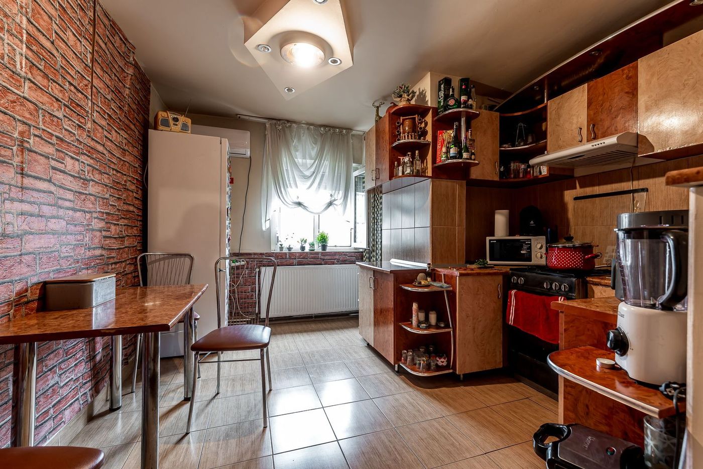 Apartament 2 camere decomandat | Zona Genesys Arad - Imagine principala Apartament 2 camere decomandat | Zona Genesys Arad - Imagine principala