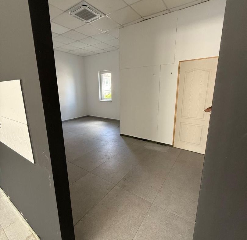 Spatiu comercial de inchiriat, 90 mp, alimentatie publica, Eroilor. - foto 3