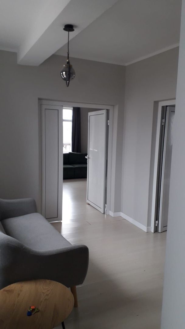 De inchiriat 2 apartamente cu 2 camere, etaj 1/2, strada Domneasca, 500 E - foto 2