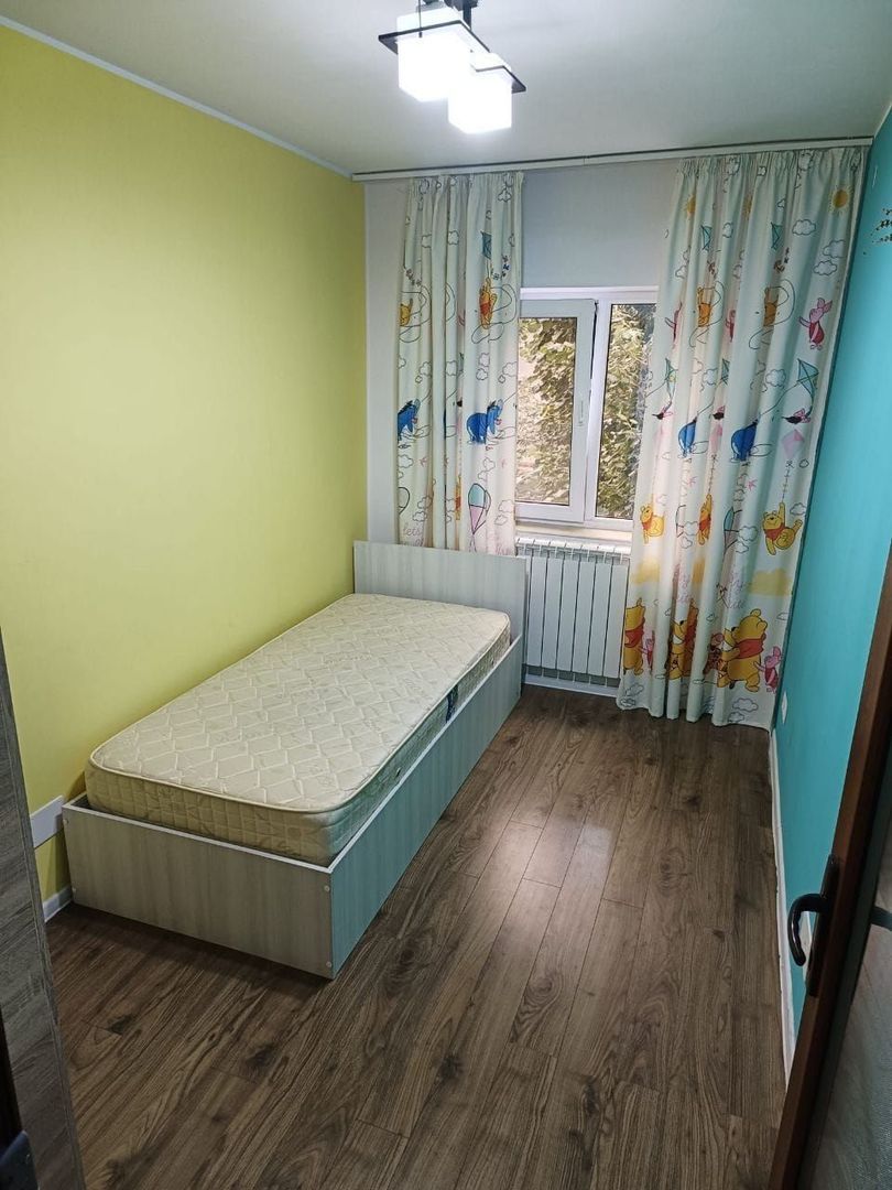 DE inchiriat apartament cu 3 camere, General. etaj 2, 450 euro - foto 4