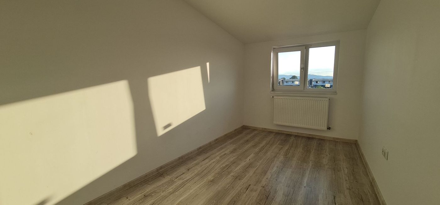 De inchiriat casa 4 camere bucatarie mobilata utilata Izvor - foto 5
