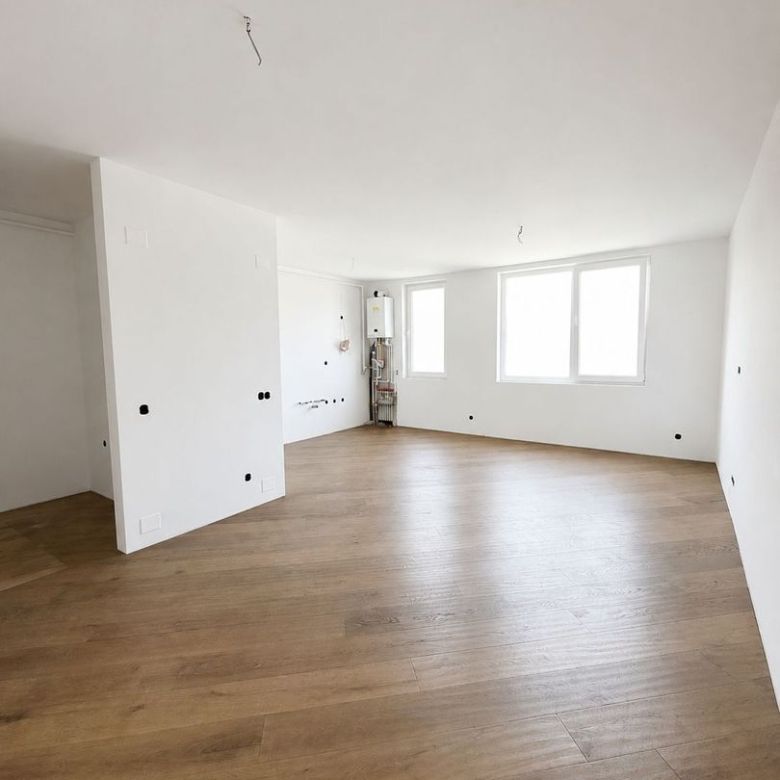 Apartament 2 camere, depozitare, etaj intermediar, balcon, garaj, boxa - Imagine principala