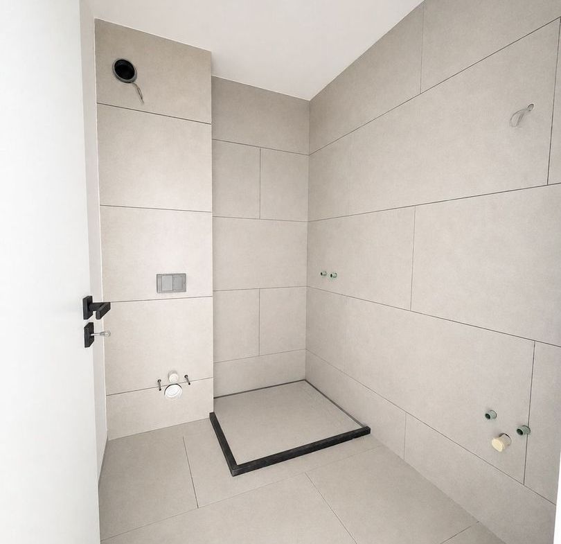 Apartament 2 camere, depozitare, etaj intermediar, balcon, garaj, boxa - foto 3