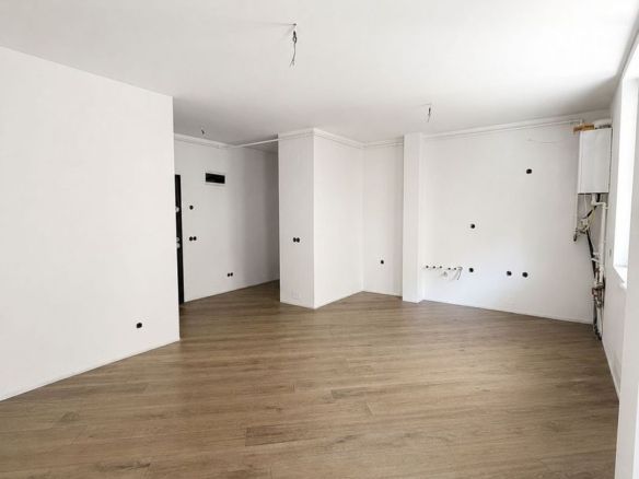 Apartament 3 camere, 2 bai, etaj intermediar, balcon, garaj, boxa - foto 2