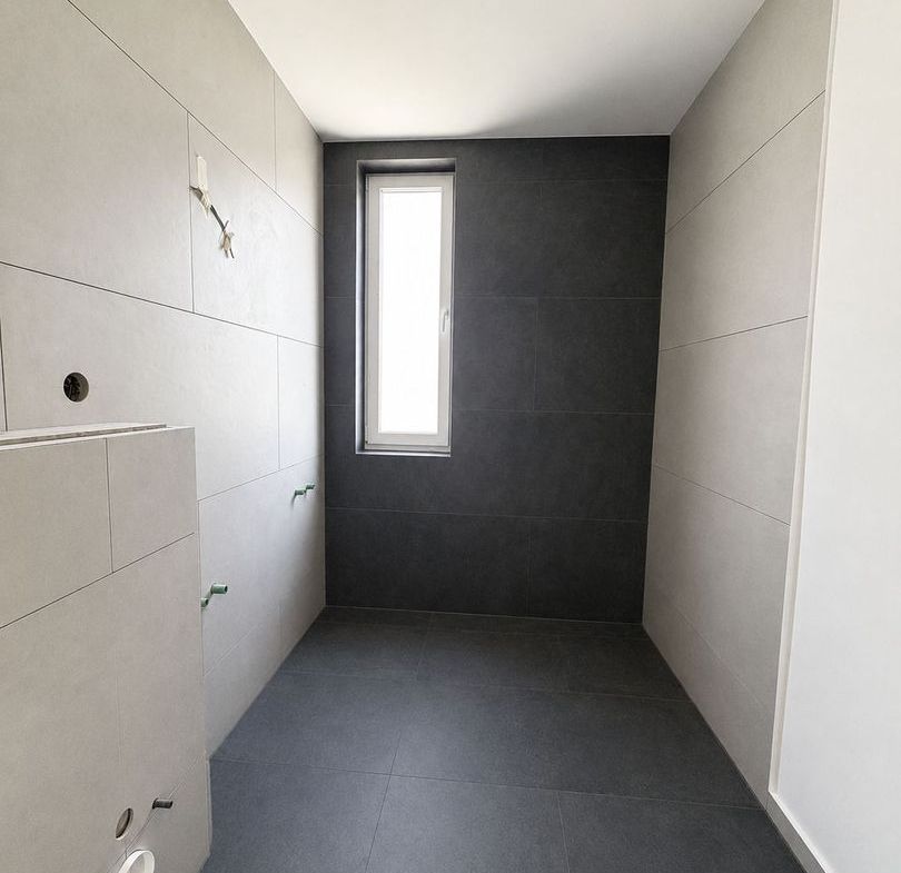 Apartament 3 camere, 2 bai, etaj intermediar, balcon, garaj, boxa - foto 5