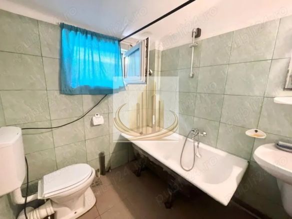 Casa de vanzare 3 apartamente zona Lipovei - foto 3