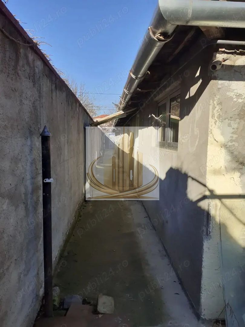 Casa de vanzare 3 apartamente zona Lipovei - foto 7