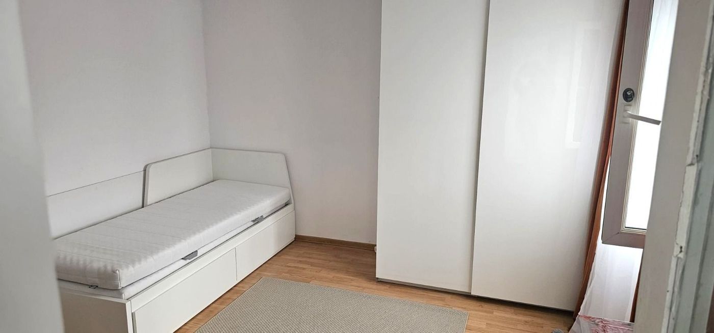 De inchiriat apartament cu o camera si balcon, etaj 4, Mazepa 1, 1600 lei - Imagine principala