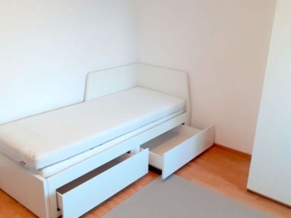 De inchiriat apartament cu o camera si balcon, etaj 4, Mazepa 1, 1600 lei - foto 2