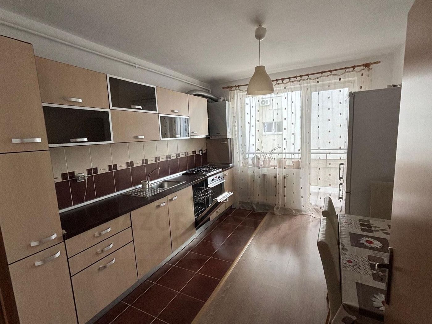 Apartament 2 camere 56 mp utili 2 balcoane etaj 2 Cartier Alma - foto 3