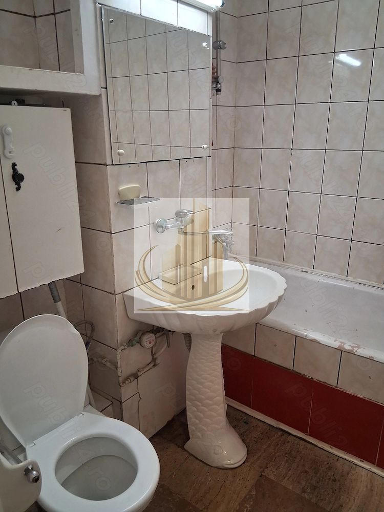Ap 3 camere decomandat Lipovei parter - foto 7