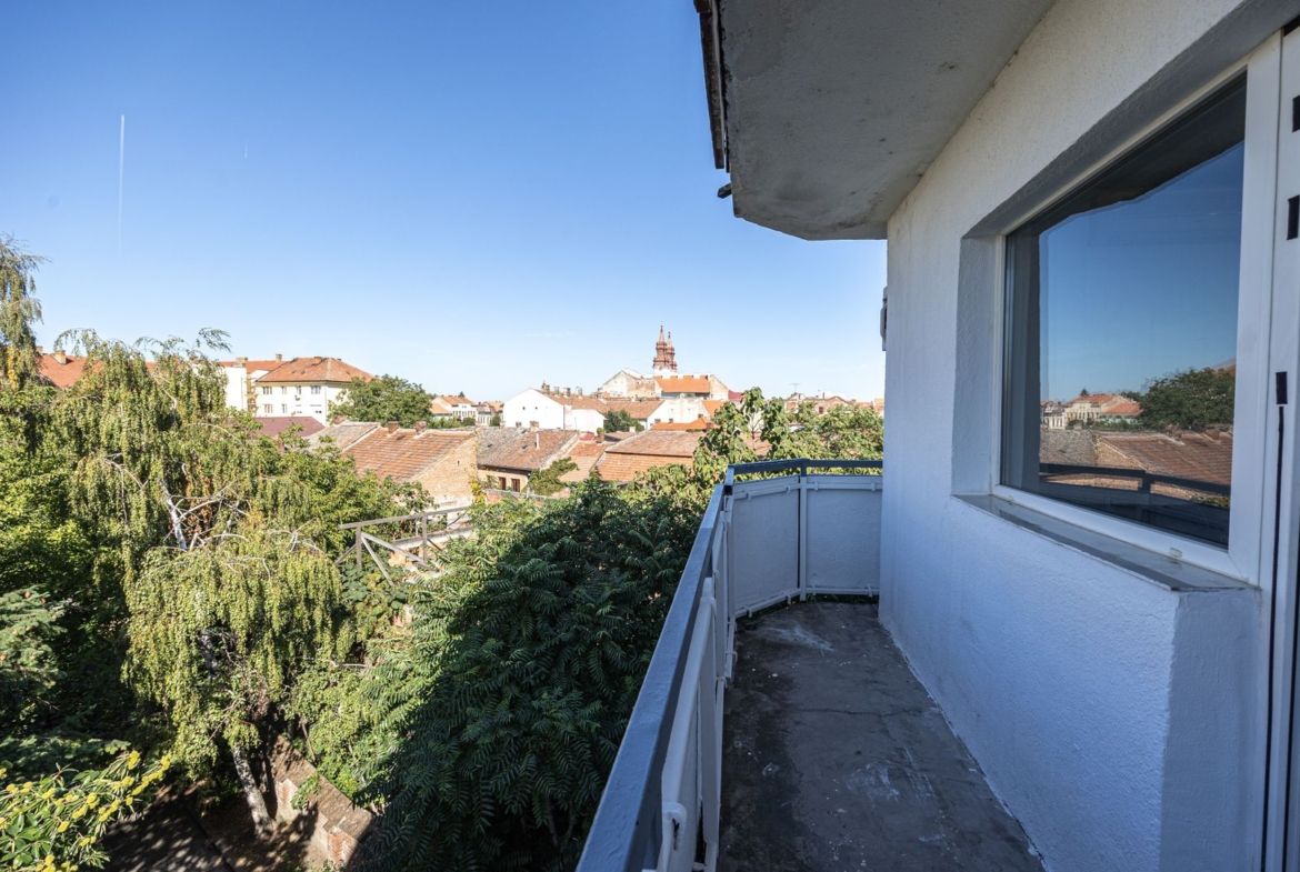 Apartament 2 camere - renovat - Piața Catedralei - COMISION 0 - Imagine principala