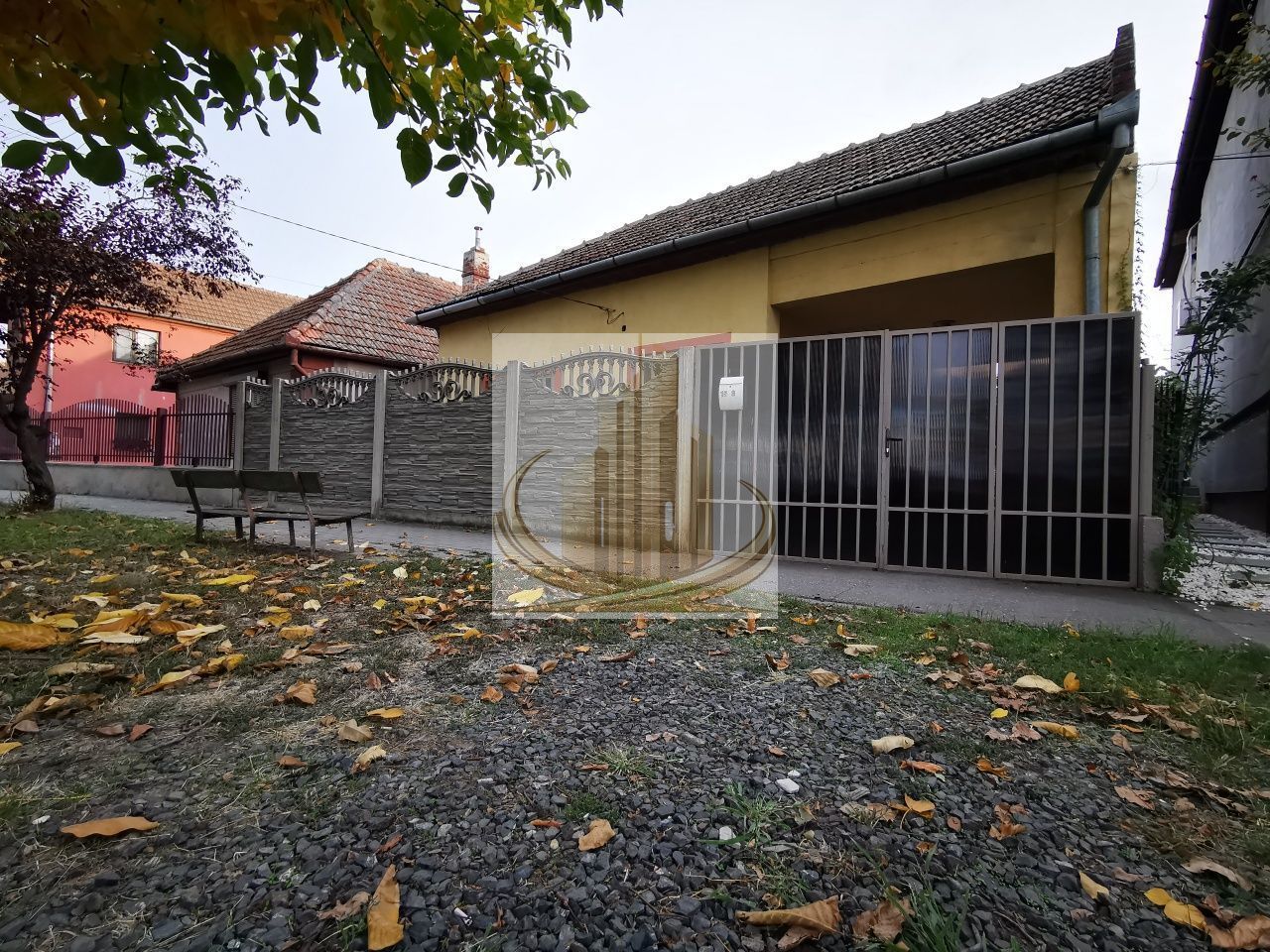 Casa individuala Mehala teren 740mp 200.000 Euro - Imagine principala
