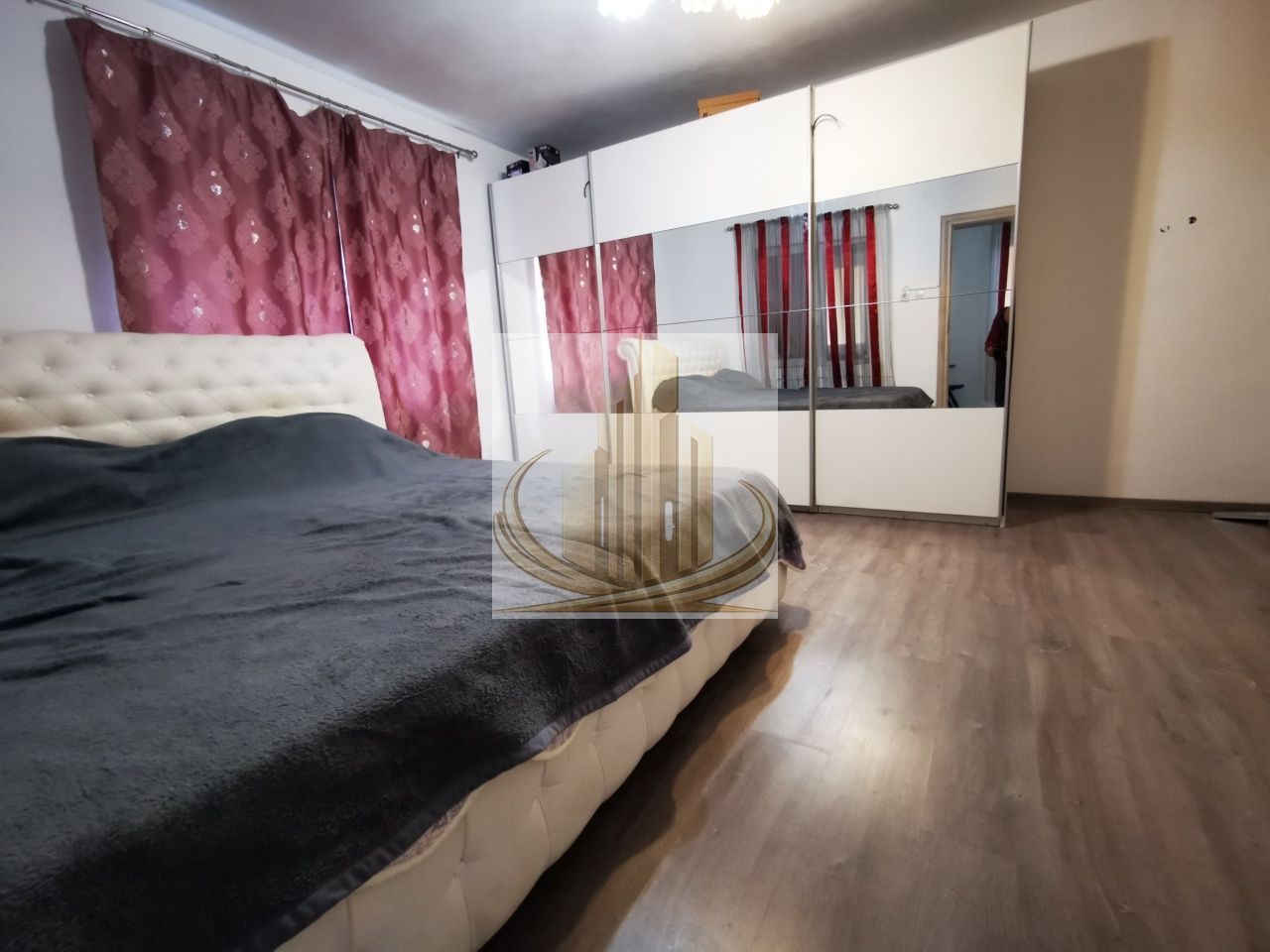 Casa individuala Mehala teren 740mp 200.000 Euro - foto 4