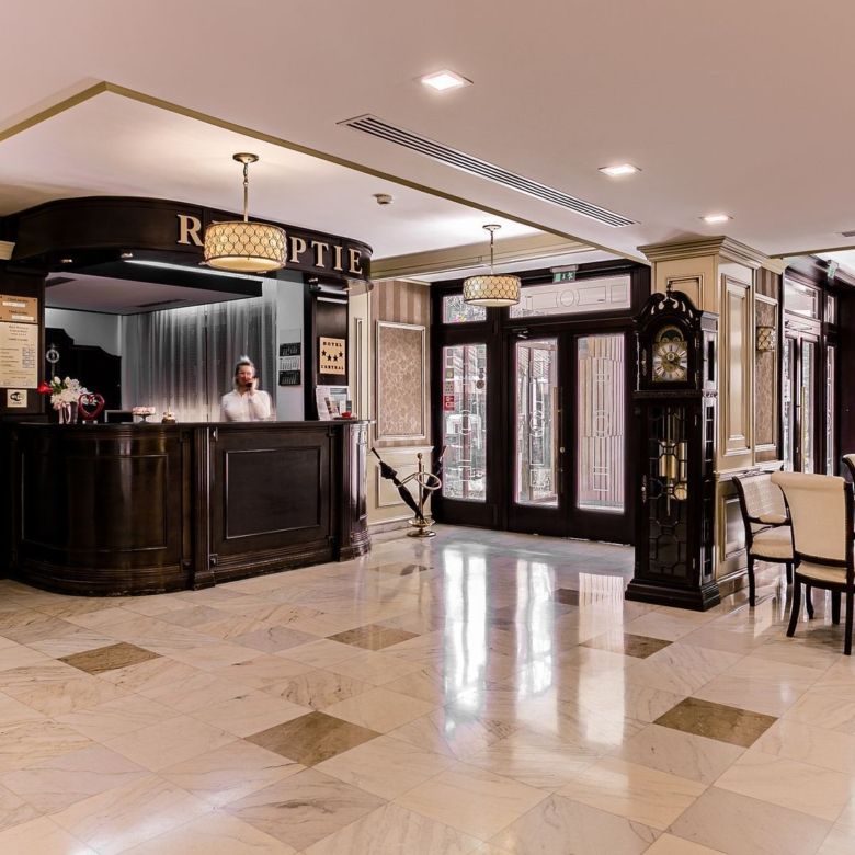 Oportunitate de investiție: Hotel Best Western de 4 stele Arad - Român - Imagine principala