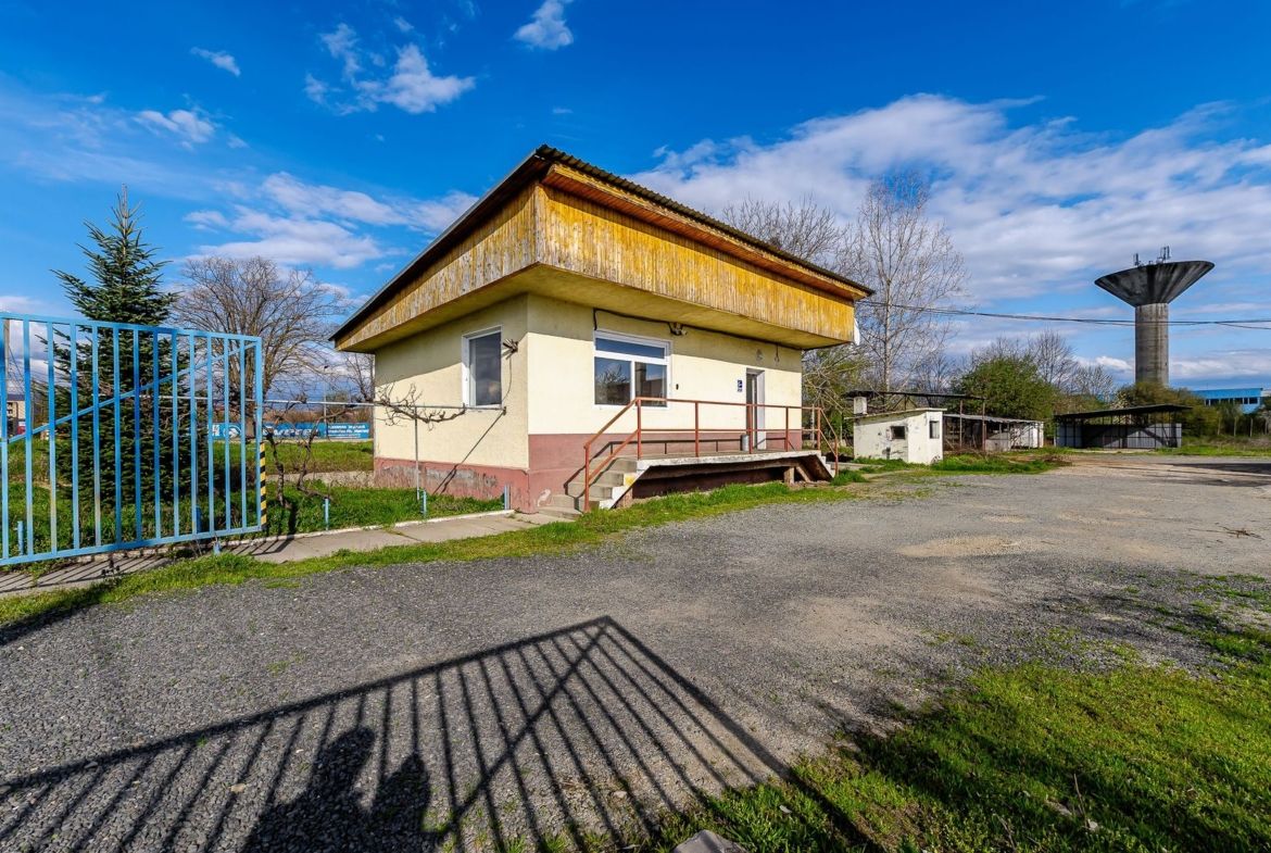 Hala industrială cu teren 10.495 mp – potențial supermarket, Lipova - foto 4