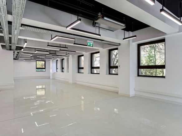 Spațiu modern de inchiriat destinat clinicilor sau companiilor - foto 2