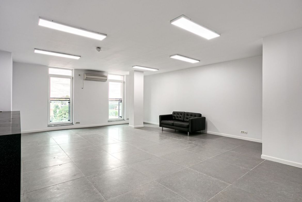 Birou premium de 57 mp de închiriat – Arad Plaza, ultracentral - foto 5
