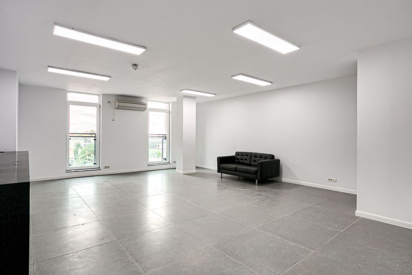 Birou premium de 57 mp de închiriat – Arad Plaza, ultracentral - foto 5