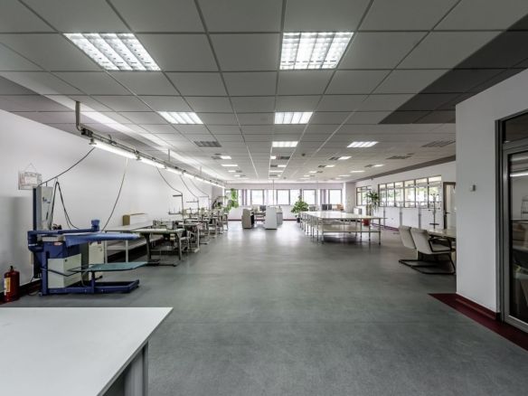 Oportunitate: Hală de producție și depozitare cu birouri în Arad - foto 3