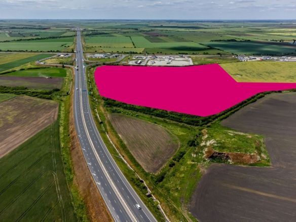 Investiție strategică: Teren cu PUZ pentru un parc logistic - foto 2