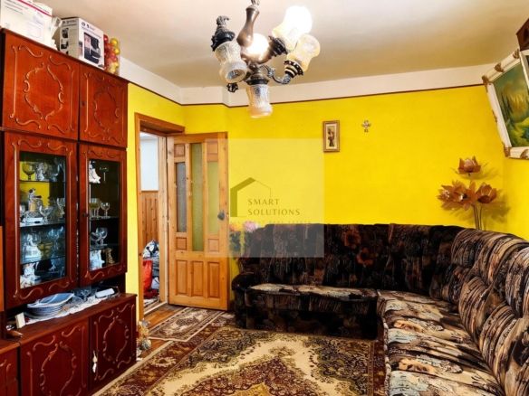 Apartament 2 camere, 59 mp, două balcoane, in centrul orașului Săveni - Imagine principala