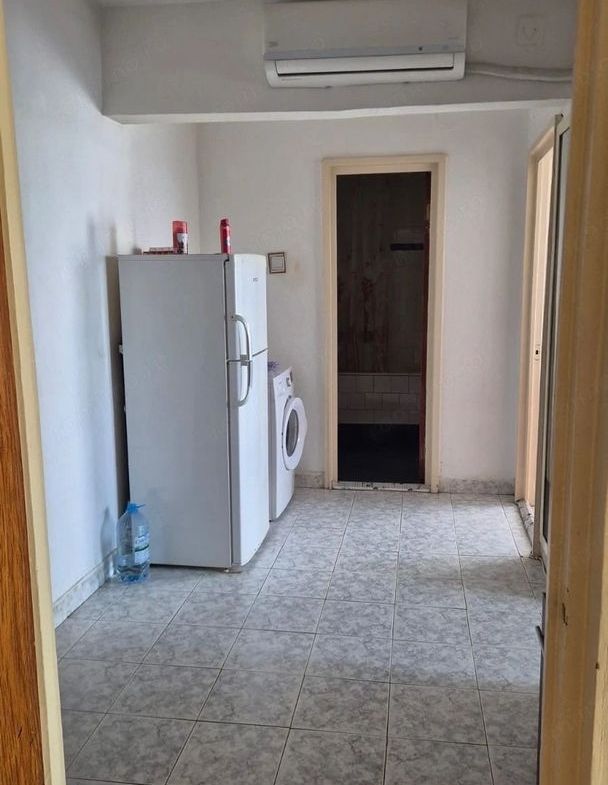 apartament decomandat 2 camere - foto 3