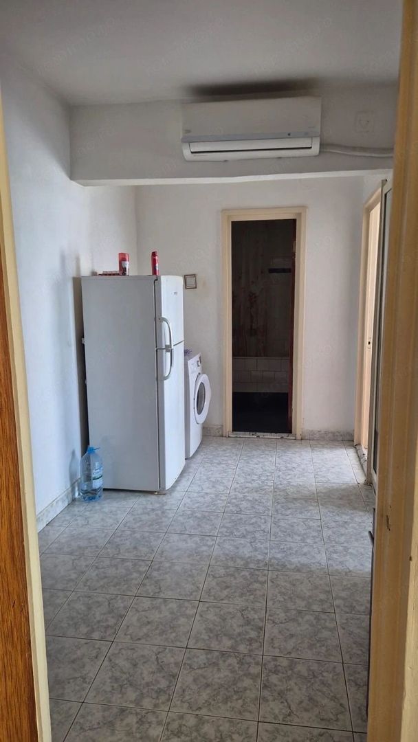 apartament decomandat 2 camere - foto 3