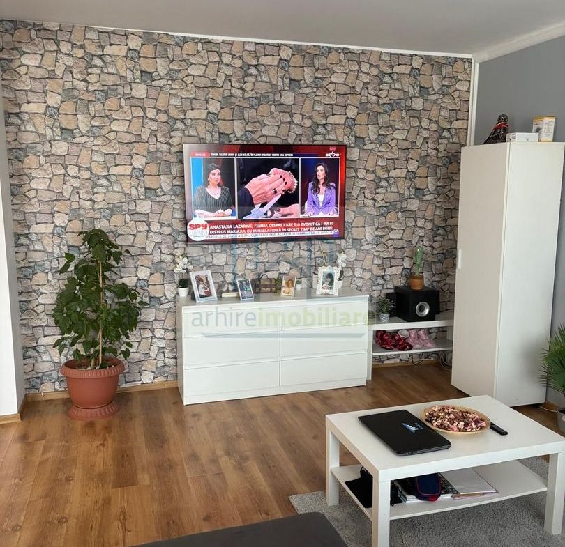 👉 Apartament 2 camere de vânzare Pantelimon | Etaj 1 | Parcare | - foto 3