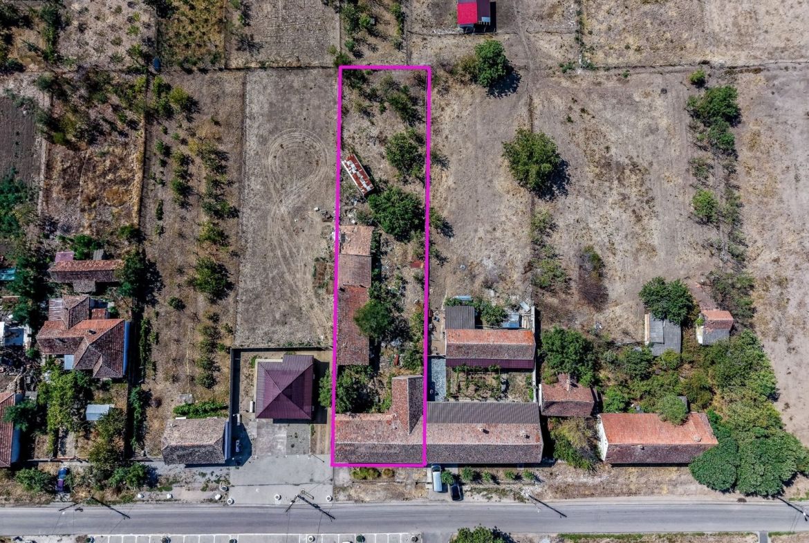 Casă, gospodărie cu teren de 1.345 mp în Galșa-Șiria - foto 8