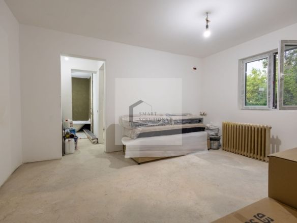 2 camere la parter, renovare avansată | Str. Argeșelu, Școala 110 - foto 3