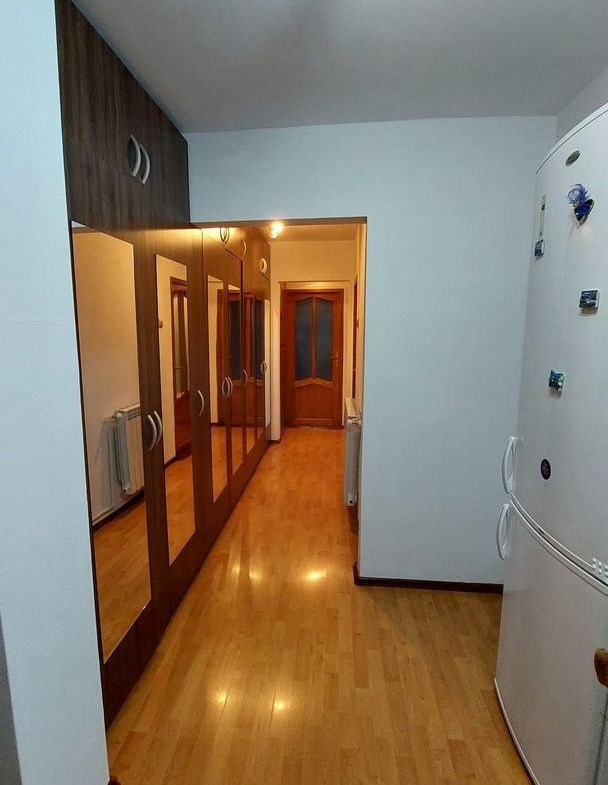 De închiriat apartament cu 3 camere, etaj 1, Siderurgistilor, 400 euro - foto 8