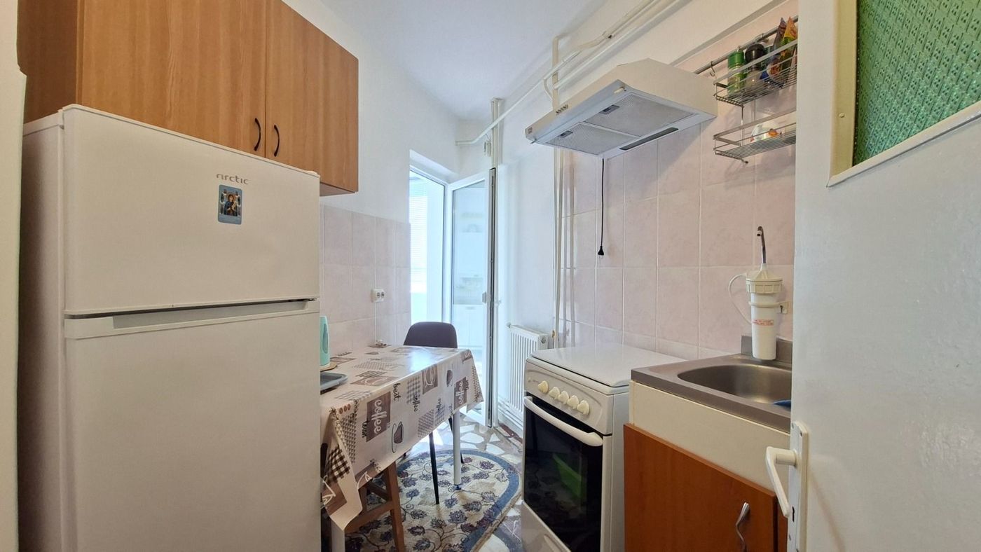 De inchiriat apartament cu o camera, etaj 1, Faleza, 285 euro - foto 6