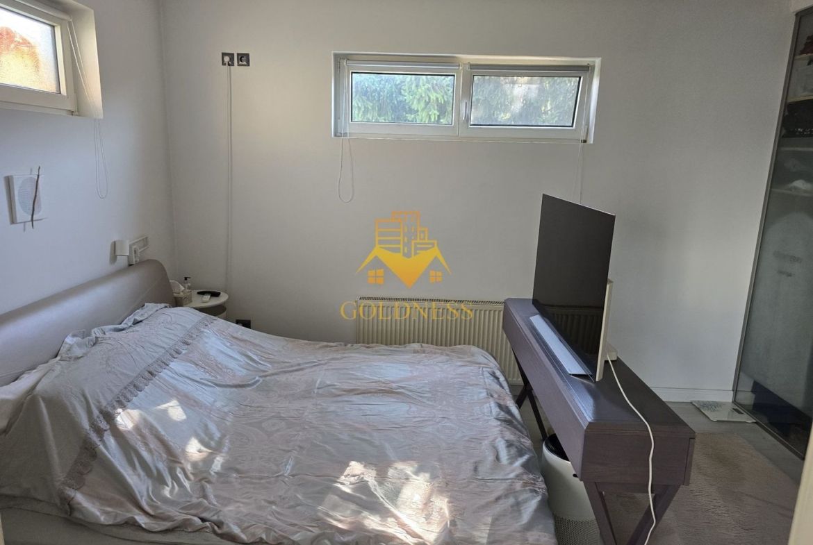 Casa 4 camere, Central, Cipariu, Titulescu, Brâncuși, Parcare - foto 4