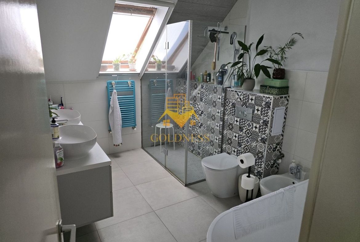 Casa 4 camere, Central, Cipariu, Titulescu, Brâncuși, Parcare - foto 7