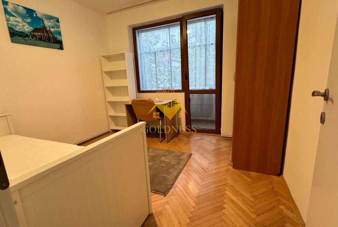 Oportunitate ! 3 camere decomandate Horea, parcare, etajul I , balcon! - foto 2