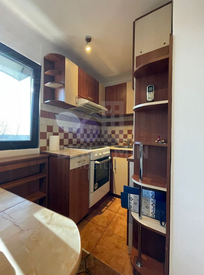Garsoniera moderna decomandata mobilată utilată zona Dacia - foto 2